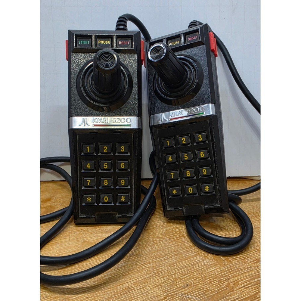 Atari 5200 SuperSystem Joystick Controller Pair Model EF 233 VTG Gaming UNTESTED
